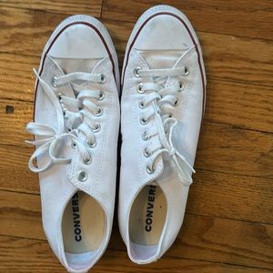 White converse sneakers size 11 (W)